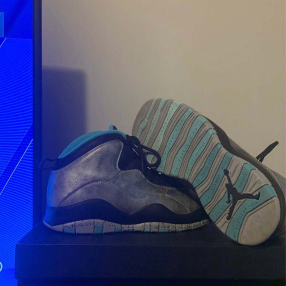 Retro 10 Lady Liberty